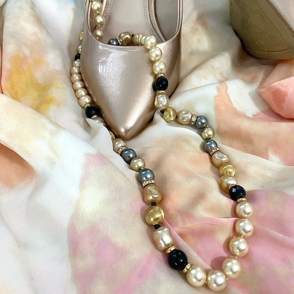 Vintage rare signed Joan Rivers multi colour pearl necklace with crystals - Picture 3 of 5